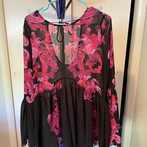 FREE PEOPLE SIZE M - TUNIC